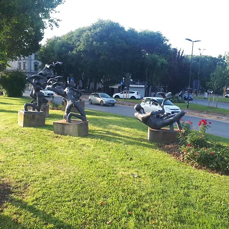 Ferrucci فلورنس