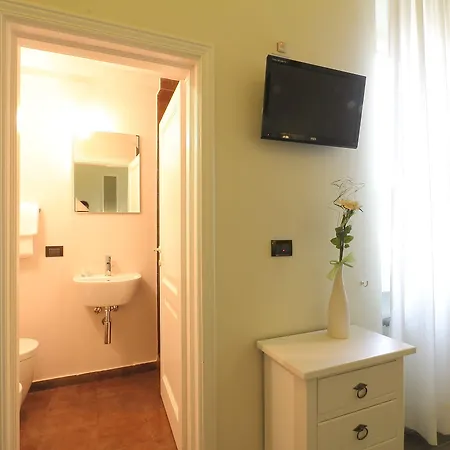 Ferrucci فلورنس